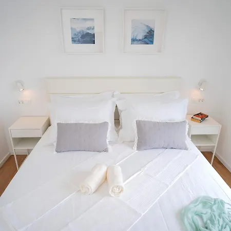 Апартаменты Blue Lagoon House