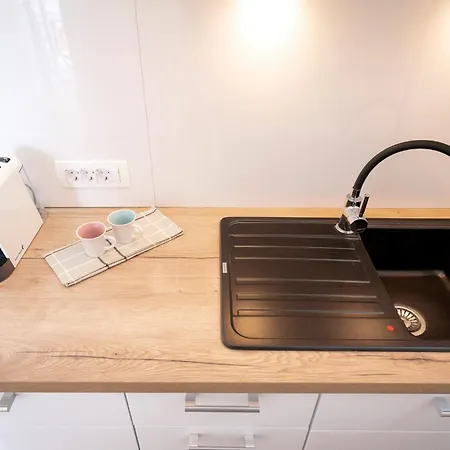 Blue Lagoon House Апартаменты