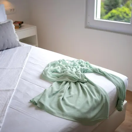 Blue Lagoon House Χβαρ