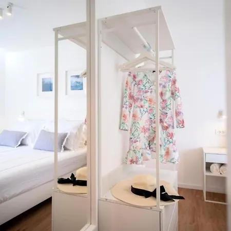 Blue Lagoon House Χβαρ