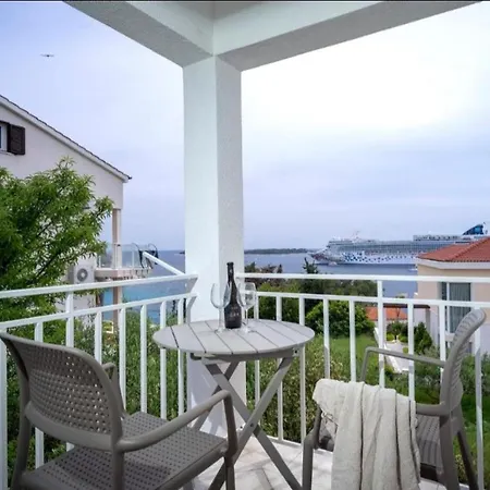 Blue Lagoon House Apartman *