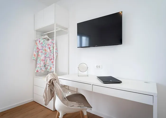 Blue Lagoon House * 흐바르